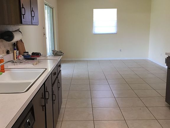 5th image of 52 Fernwood Ln