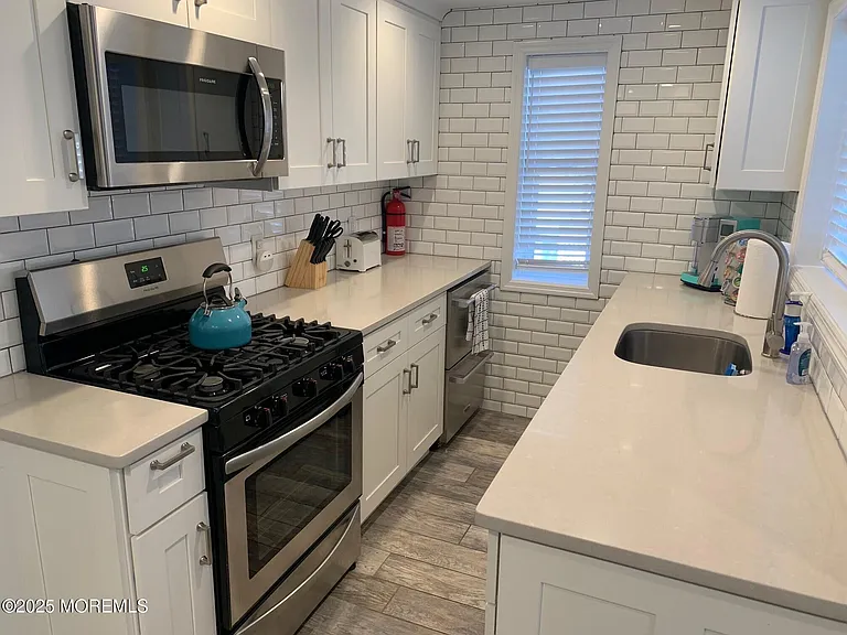 122 Ocean Ave #1 — Photo 9