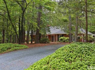 2 Whisper Ln, Chapel Hill, NC 27514