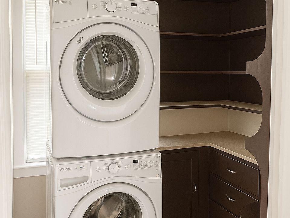 2nd image of 89 State St APT 1