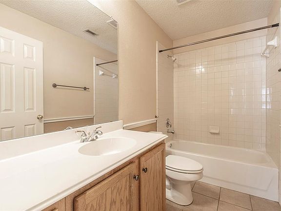 4th image of 6216 Candletree Ln