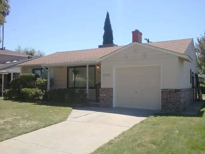 2532 38th Ave photo 1