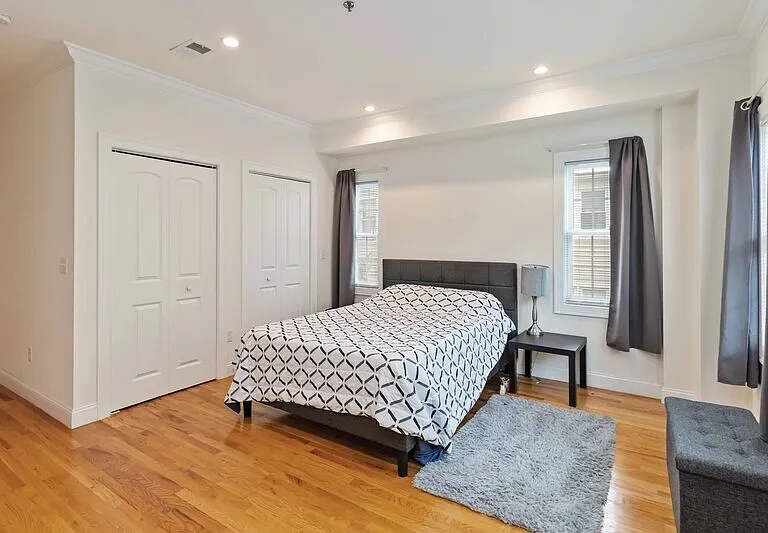 14 Elmer St #2B — Photo 5