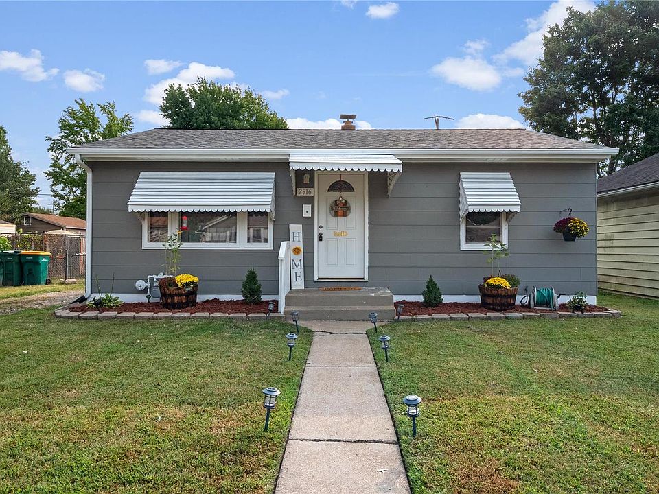 1st image of 2916 Warren Ave