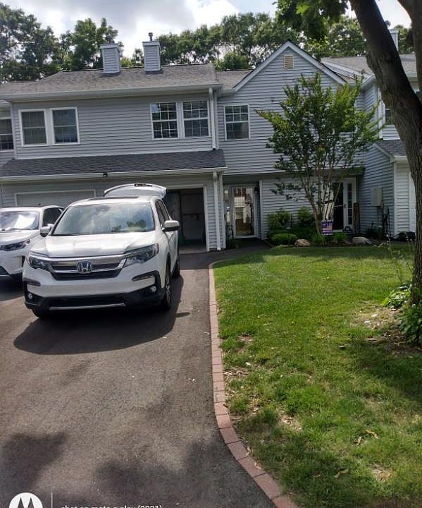 1st image of 803 Sara Cir