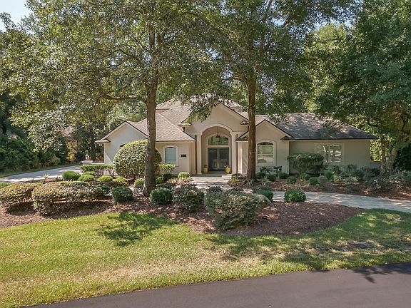 2nd image of 3647 Shinnecock Ln