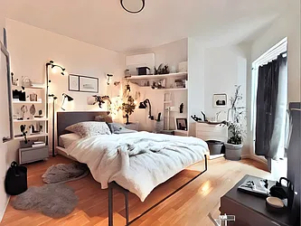 Rented by Doorway NYC, LLC