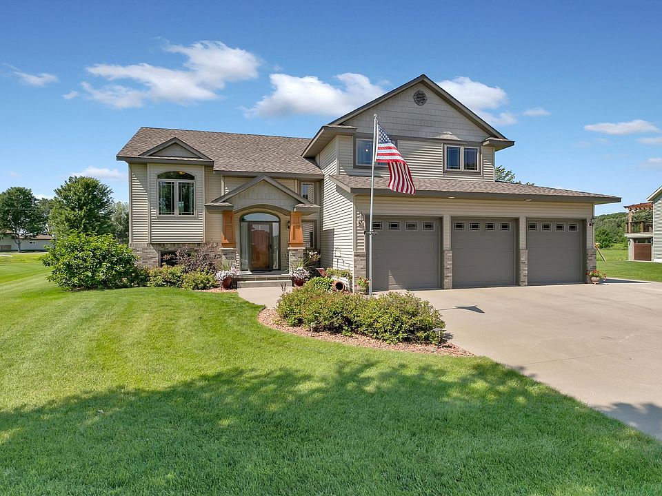 1st image of 26075 Bluebird Ln
