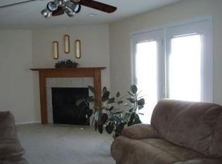 19724 Stallion Dr, Waynesville, MO 65583