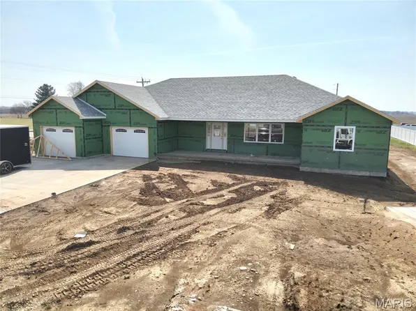 1 Janet Trl, Palmyra, MO 63461
