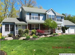 7 N Durell Dr, Jackson, NJ 08527