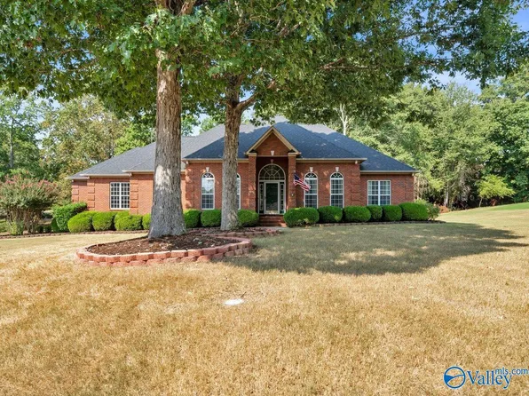 14373 Doe Run, Harvest, AL 35749