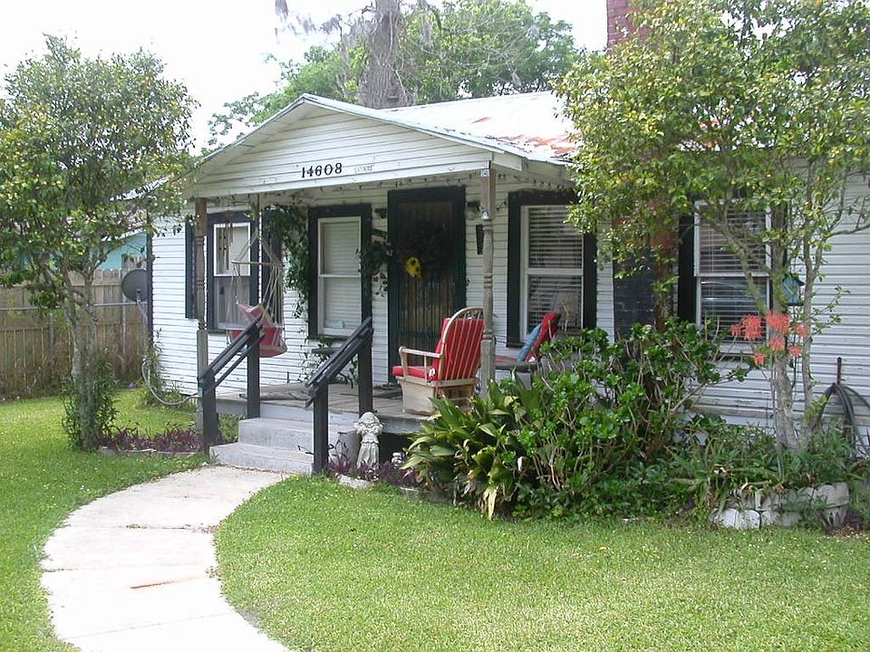 Charming Vintage Cottage