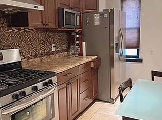 42-02 Layton St APT 106, Elmhurst, NY 11373