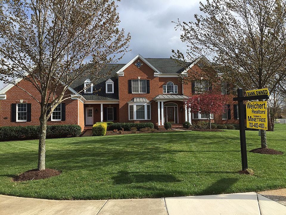 1st image of 5425 Fishers Hill Way