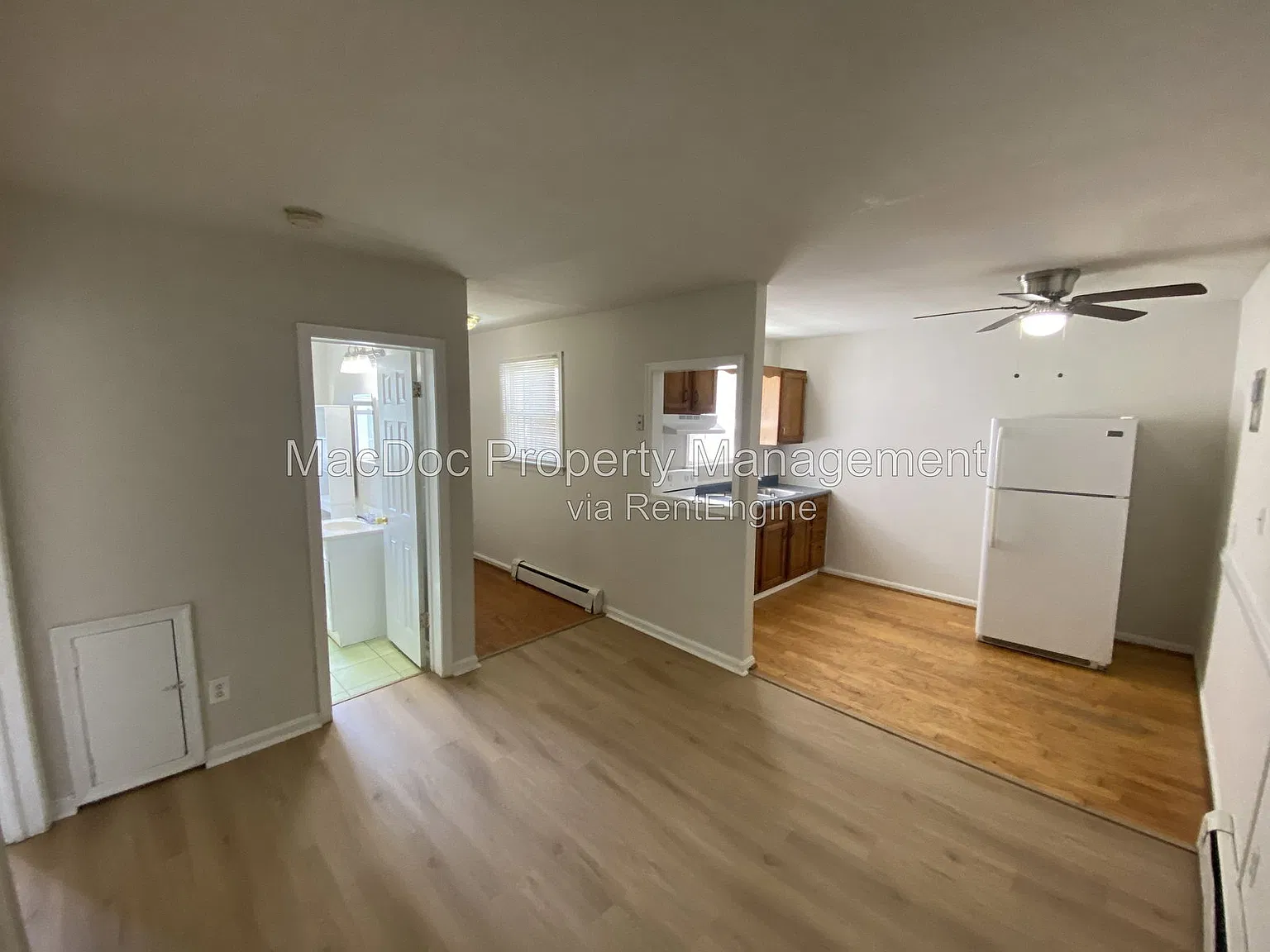 2 bed, 1.0 bath, 450 sqft, $1,545 — Photo 2