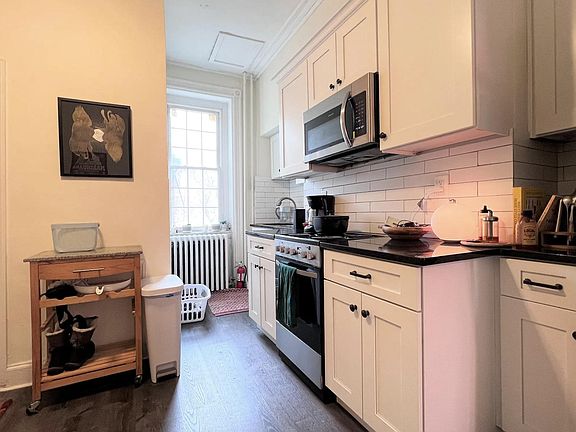 2nd image of 517 Fairmount Ave Floor 2