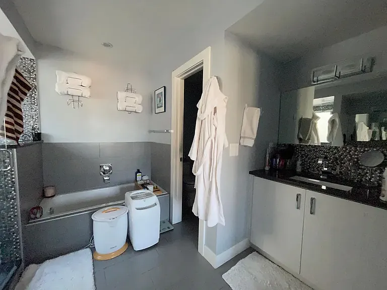 1265 N Tennyson St — Photo 11