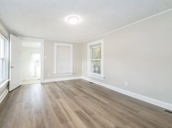 16 Front St, Denville, NJ 07834