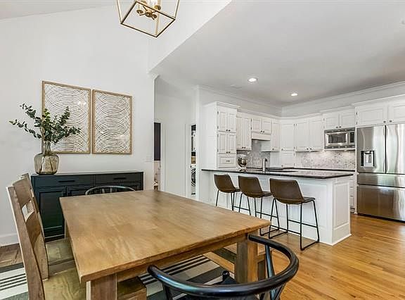 5th image of 1234 W 62nd St