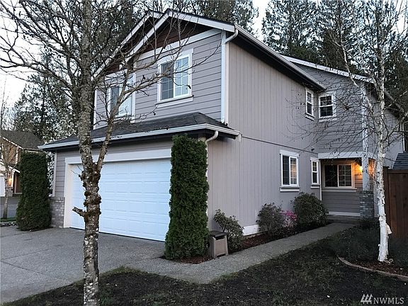 3rd image of 4725 Breccea Ln SE