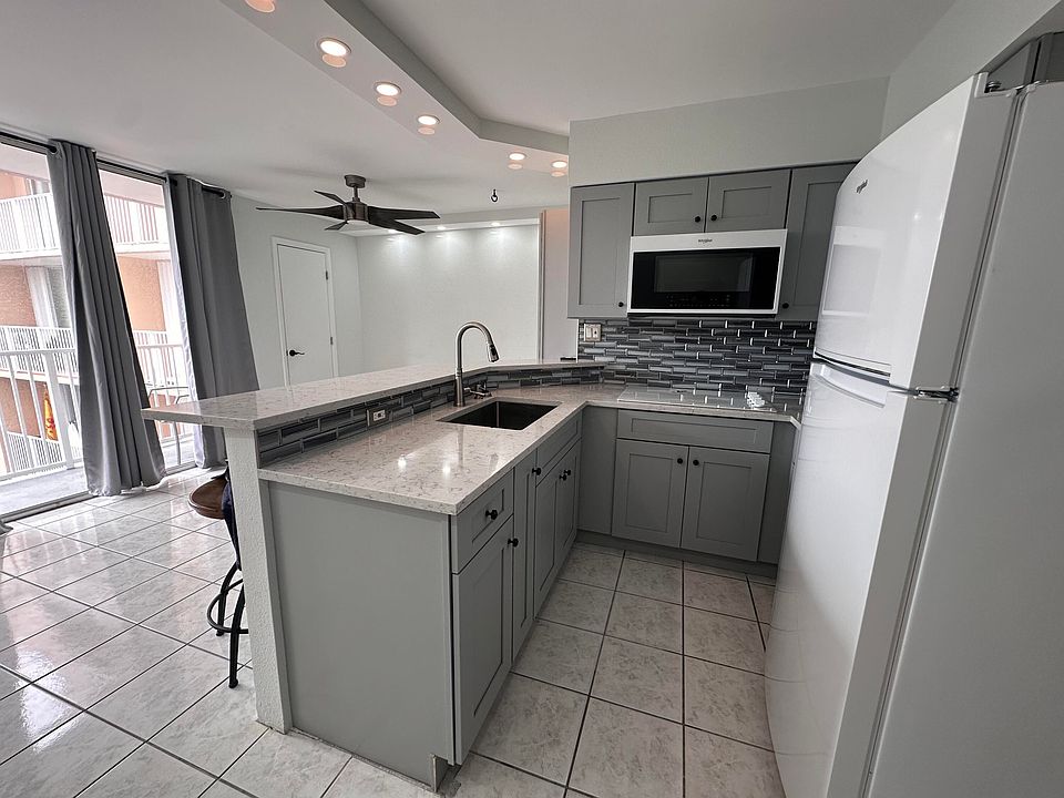1st image of 3930 S Roosevelt Blvd #S202