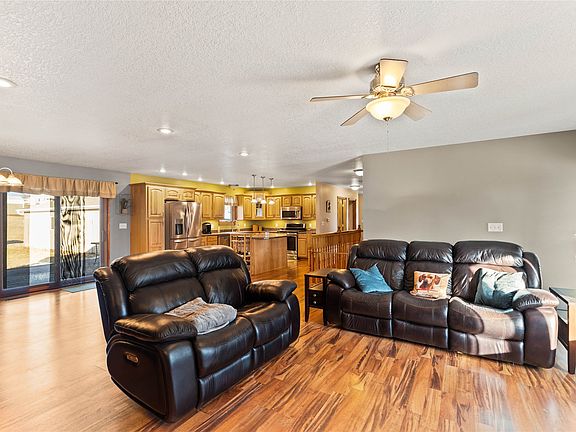 5th image of 308 S 3rd St