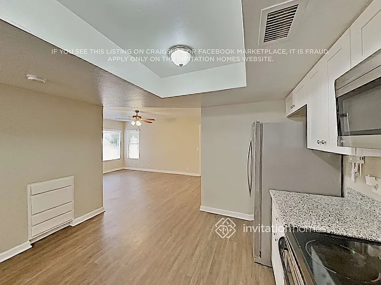 14244 N 49th Dr — Photo 10