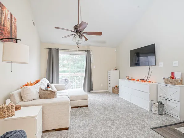 1215 Tristram Cir #1215, Mantua, NJ 08051