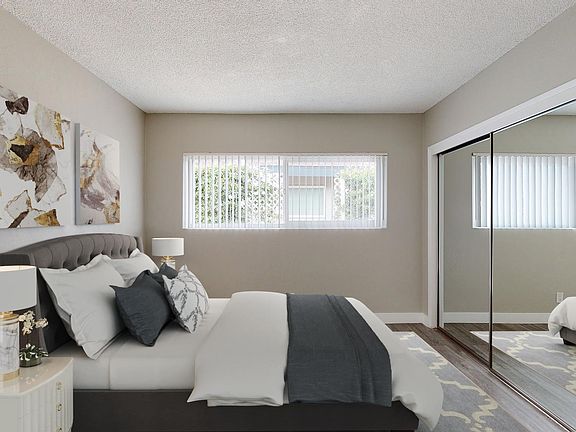 3rd image of 1670 W Catalpa Dr #Ba3139df4