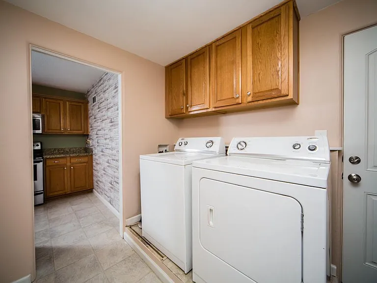7032 Dearborn St — Photo 18