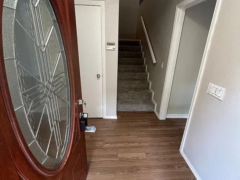 3425 Courtyard Cir — Photo 21