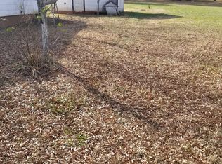 2010 Crown Point Dr, Albemarle, NC 28001