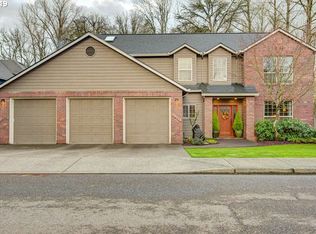 12566 SE Blaine Dr, Clackamas, OR 97015