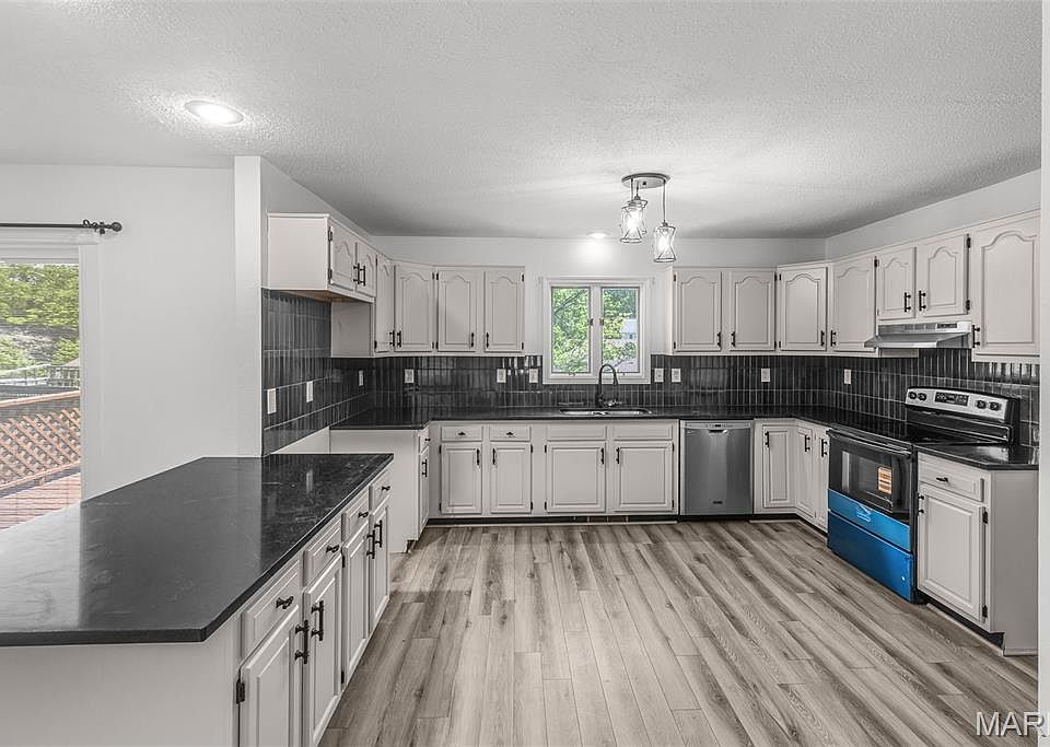 1st image of 1006 Camino Ct