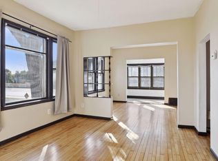 1264 Snelling Ave N #1, Saint Paul, MN 55108