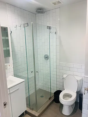 Rented by 18 REALTY | media 14