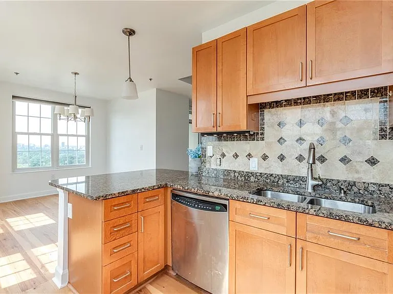 325 E Paces Ferry Rd NE #1905 — Photo 15