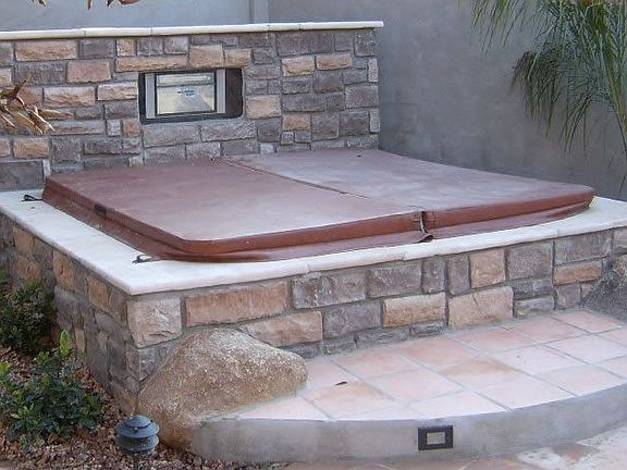 Outdoor Spa &  TV
