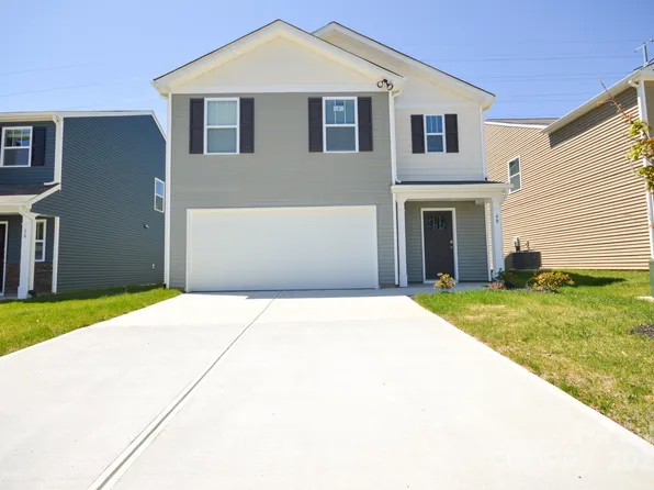 48 Providence Walk Dr, Hendersonville, NC 28792