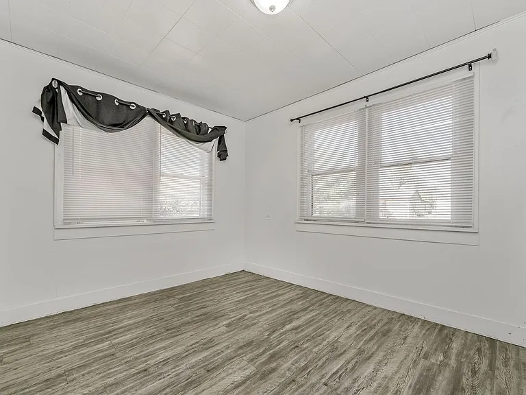 809 S Mississippi St — Photo 15