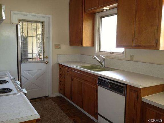2nd image of 8154 College Ave