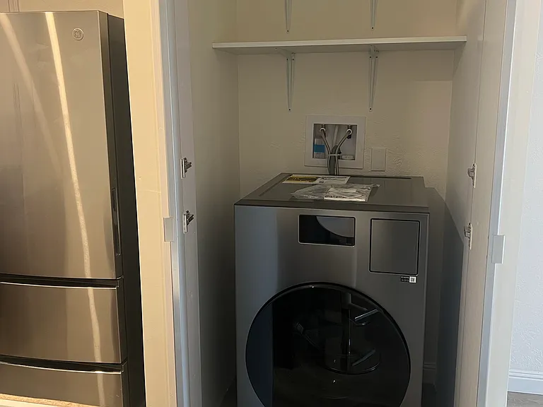 2/1 Samsung Washer/Dryer