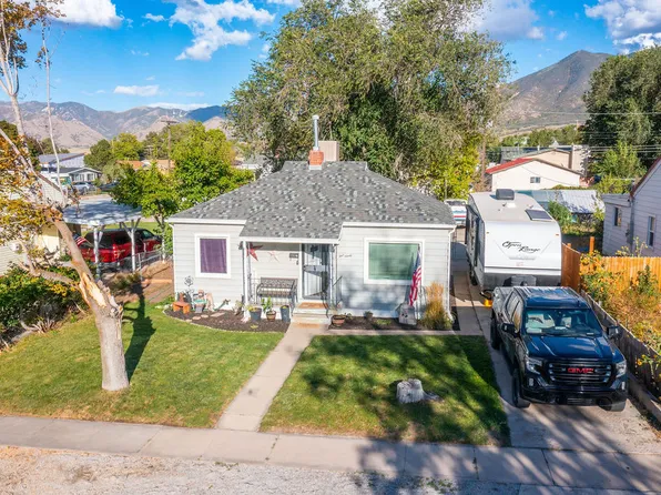 490 N Parkway Ave E, Tooele, UT 84074