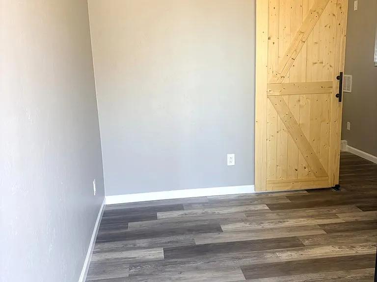 3405 W Ohio Ave #B — Photo 3