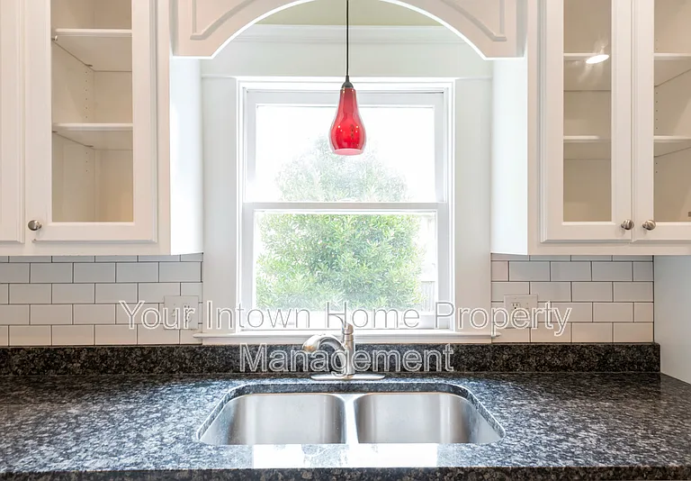 1672 Cecile Ave — Photo 9