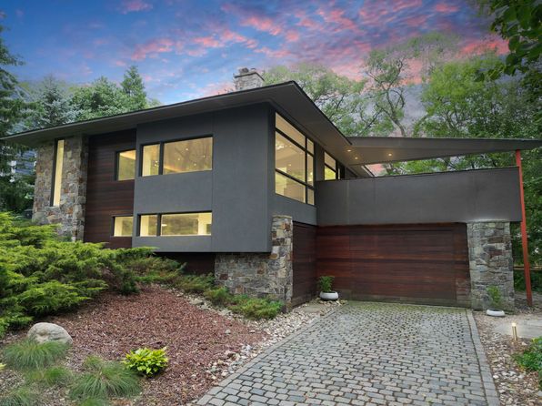55 Aspen Rd