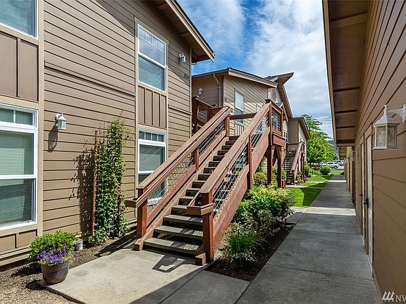 3rd image of 312 Homestead Blvd Unit 201