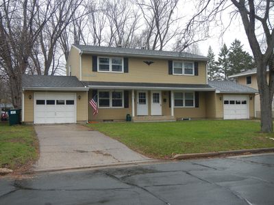 635 Sunset Ln, River Falls, WI, 54022