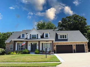 424 Mossy Trl, Morton, IL 61550